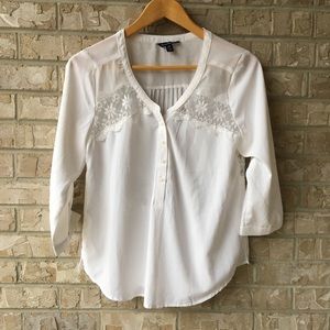 American Eagle White Vintage Look Blouse Size M
